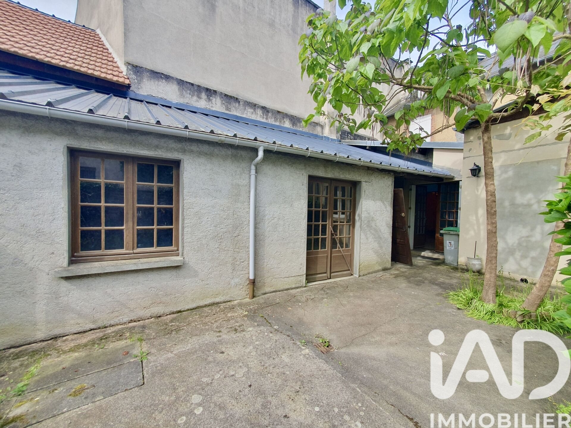 Maison à vendre, 195m², Saint-Yrieix-la-Perche
