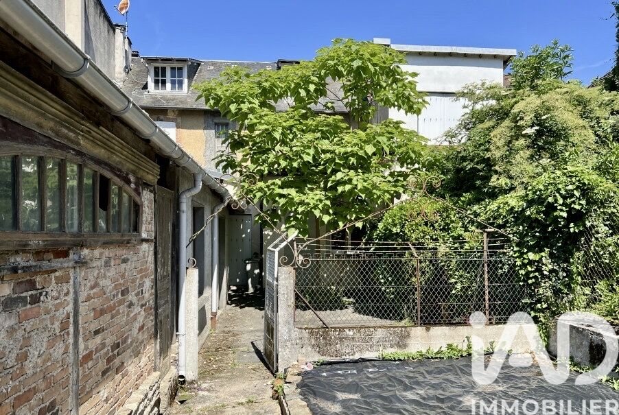 Maison à vendre, 195m², Saint-Yrieix-la-Perche
