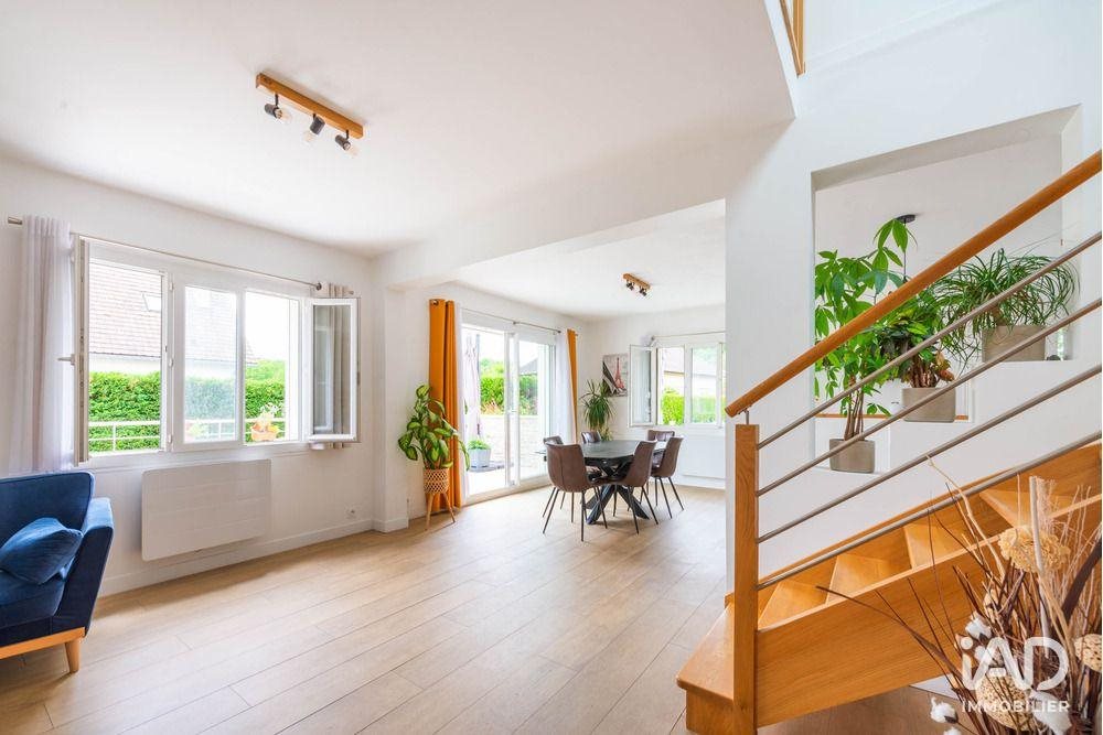 Maison à vendre, 136m², L'Etang-la-Ville