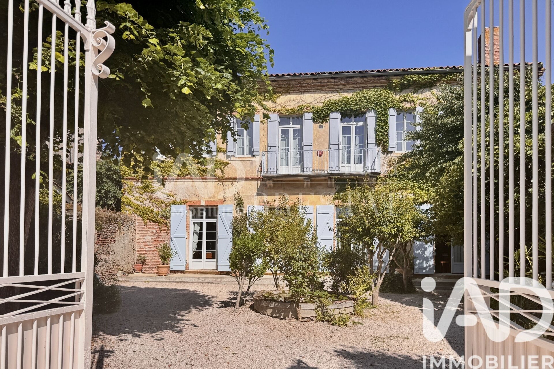 Maison à vendre, 314m², Saint-Julien-sur-Garonne