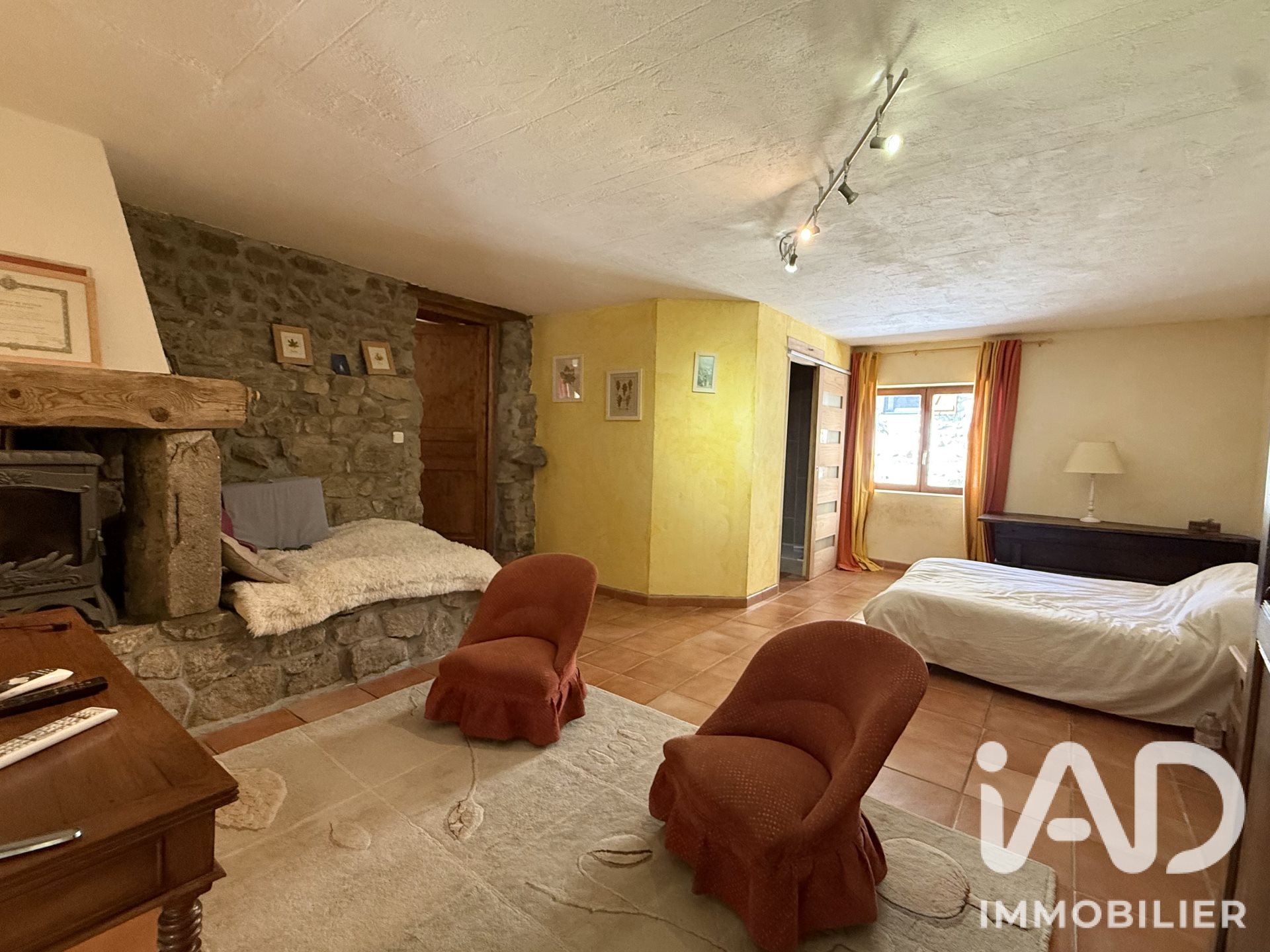Maison à vendre, 330m², Marlhes