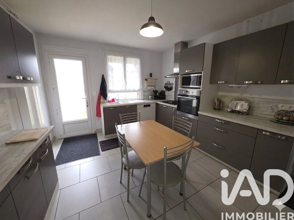 Maison à vendre, 350m², Luzy