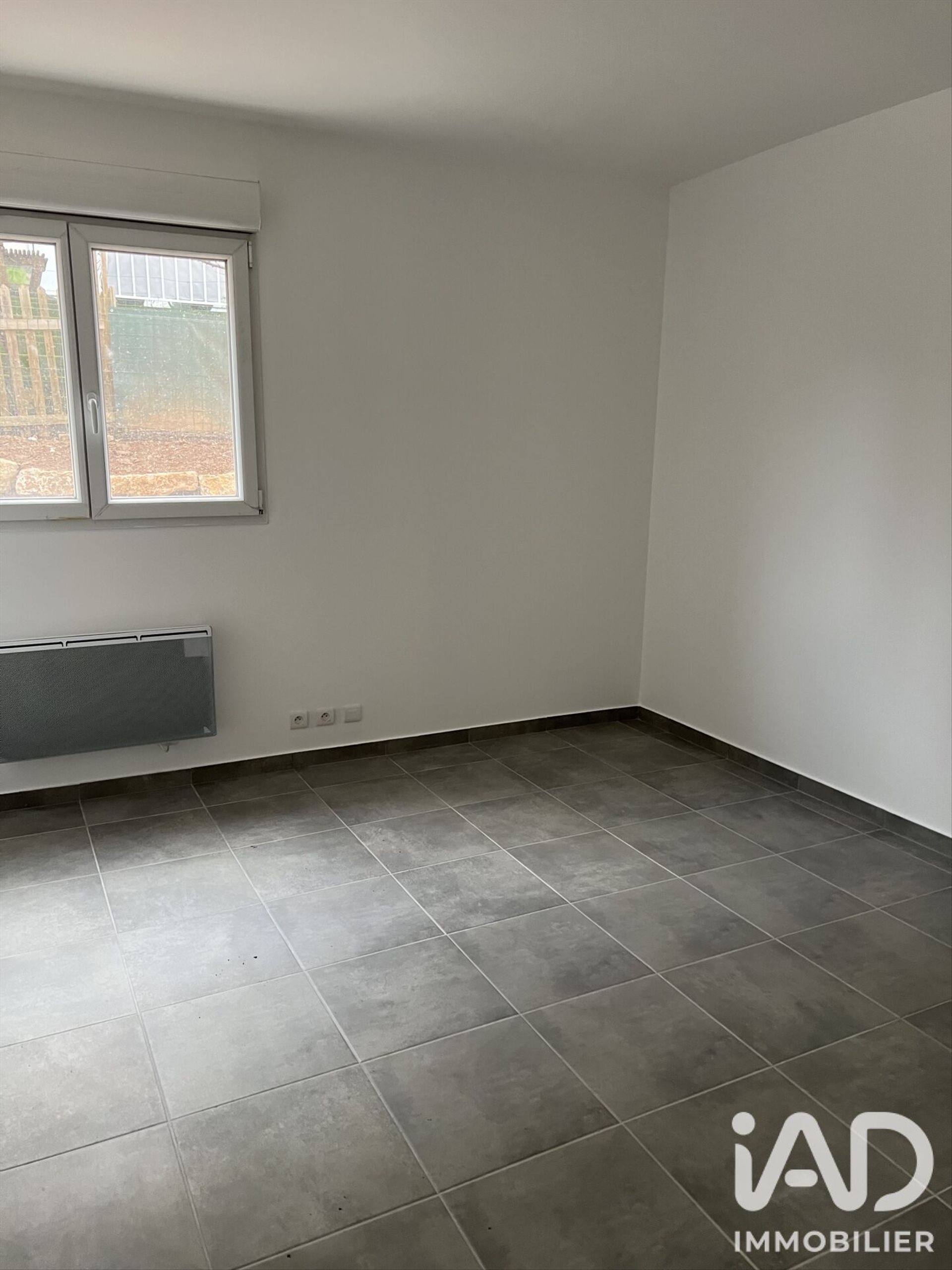 Appartement à louer, 80m², Oraison