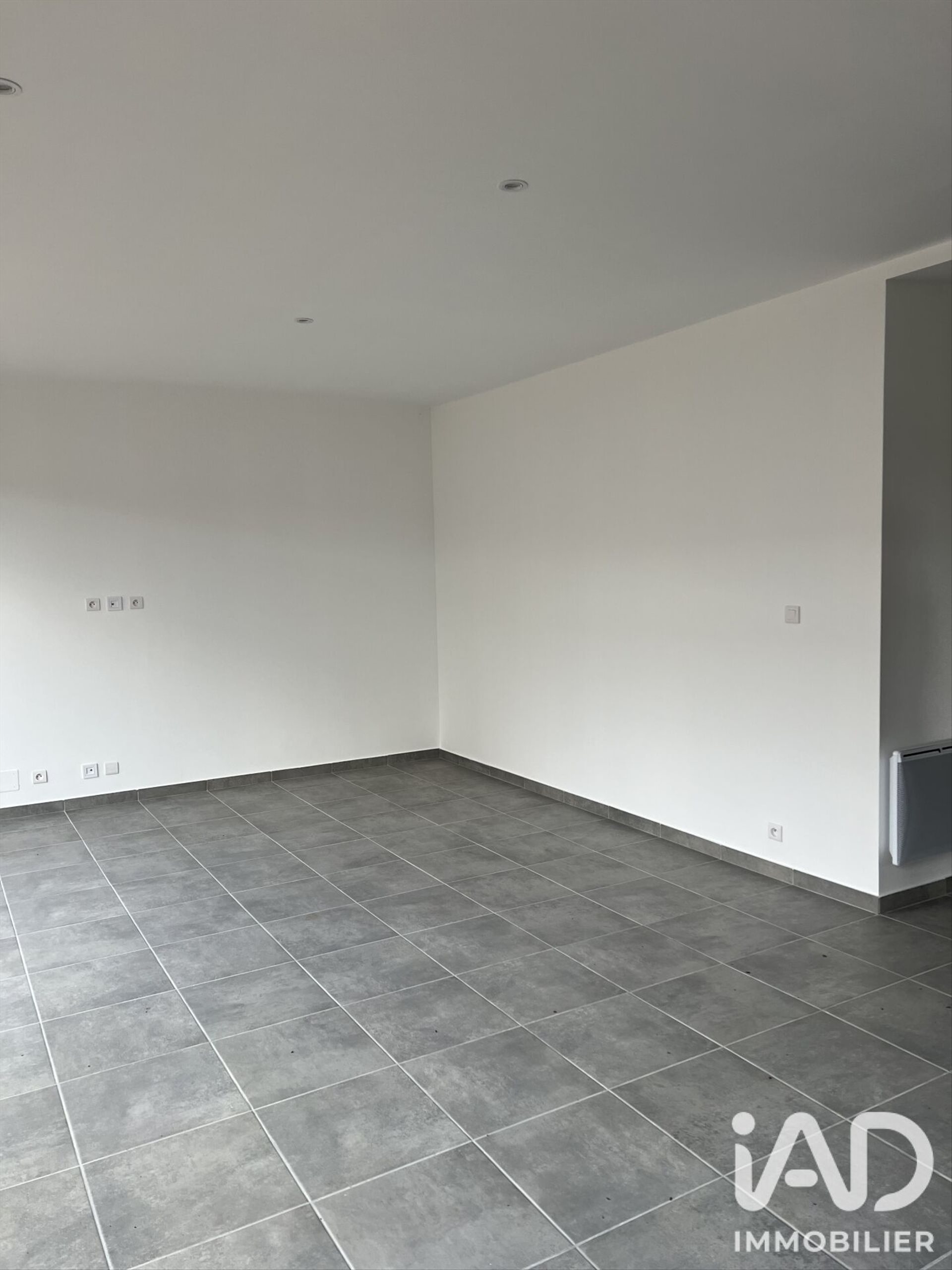 Appartement à louer, 80m², Oraison