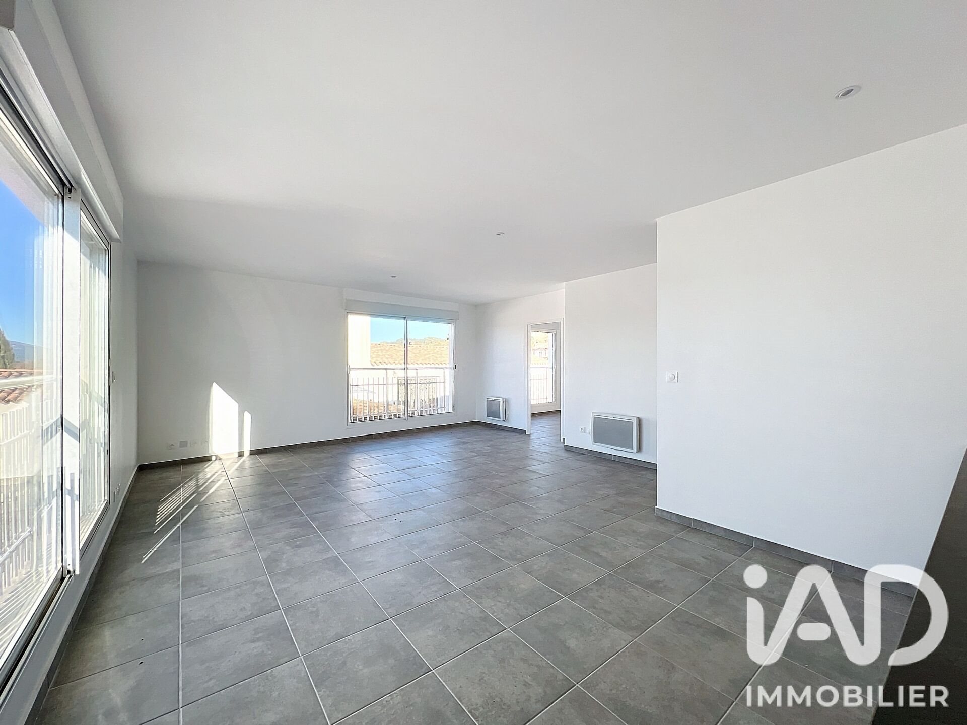 Appartement à louer, 77m², Oraison