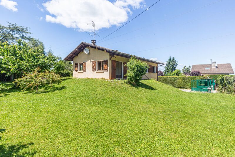 Maison à vendre, 95m², Quintal