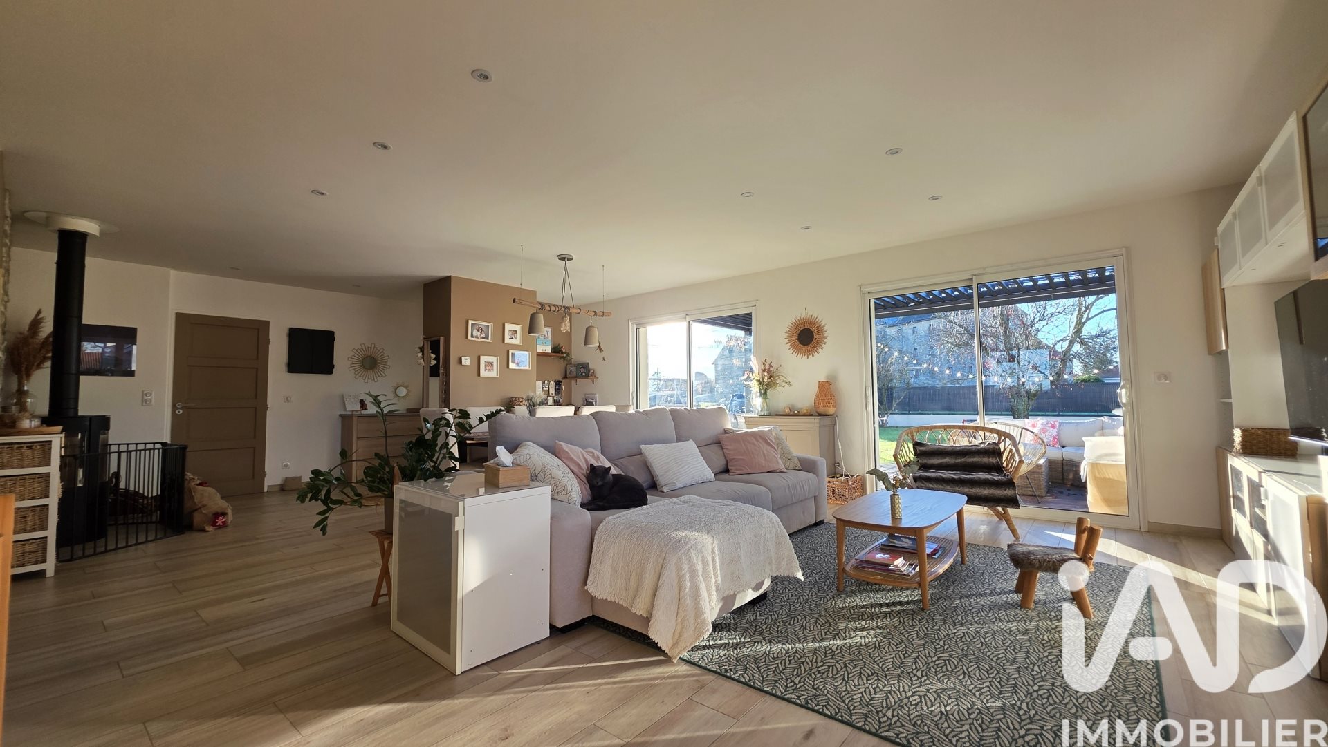 Maison à vendre, 85m², Sardon