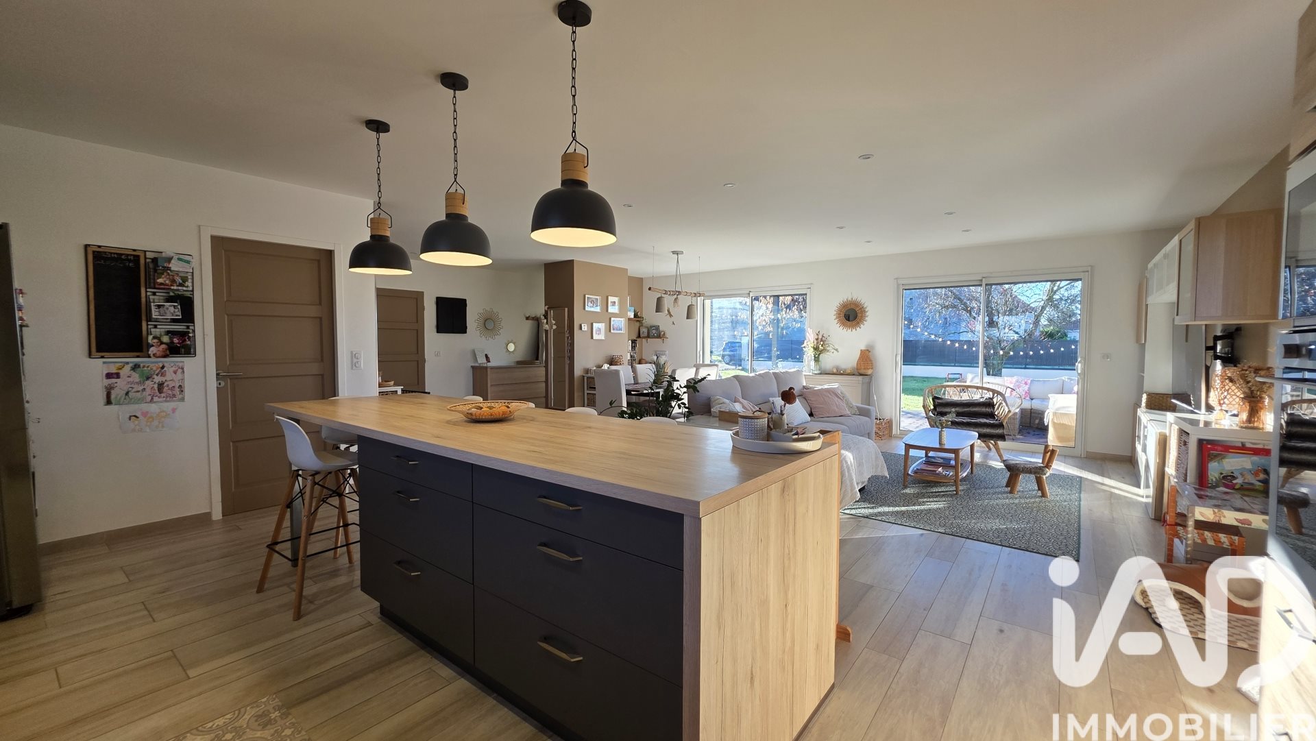 Maison à vendre, 85m², Sardon
