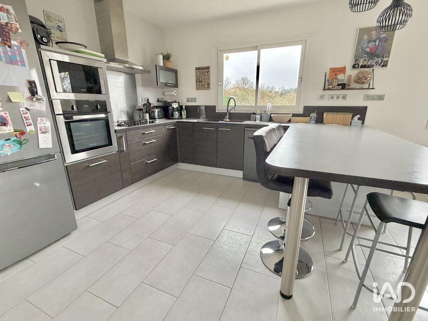 Maison à vendre, 110m², Saint-Pierre-Lafeuille