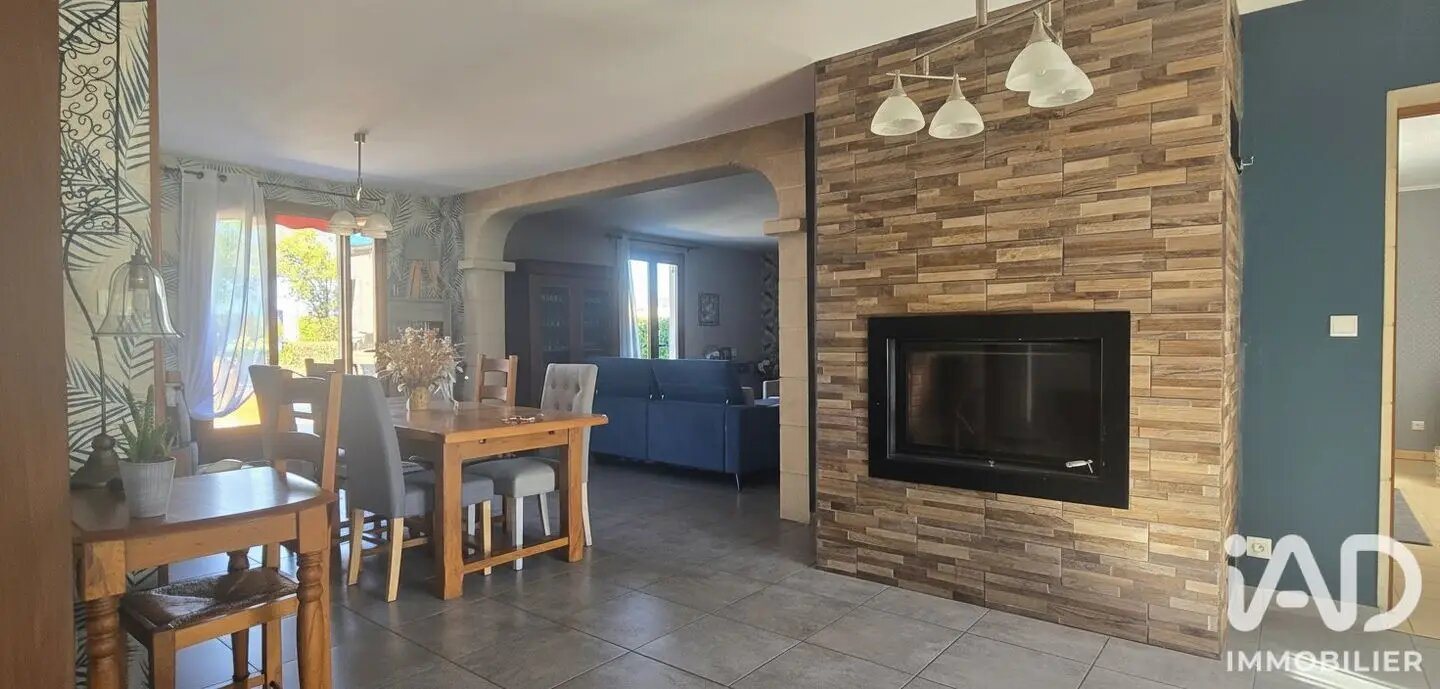 Maison à vendre, 136m², Plaimpied-Givaudins