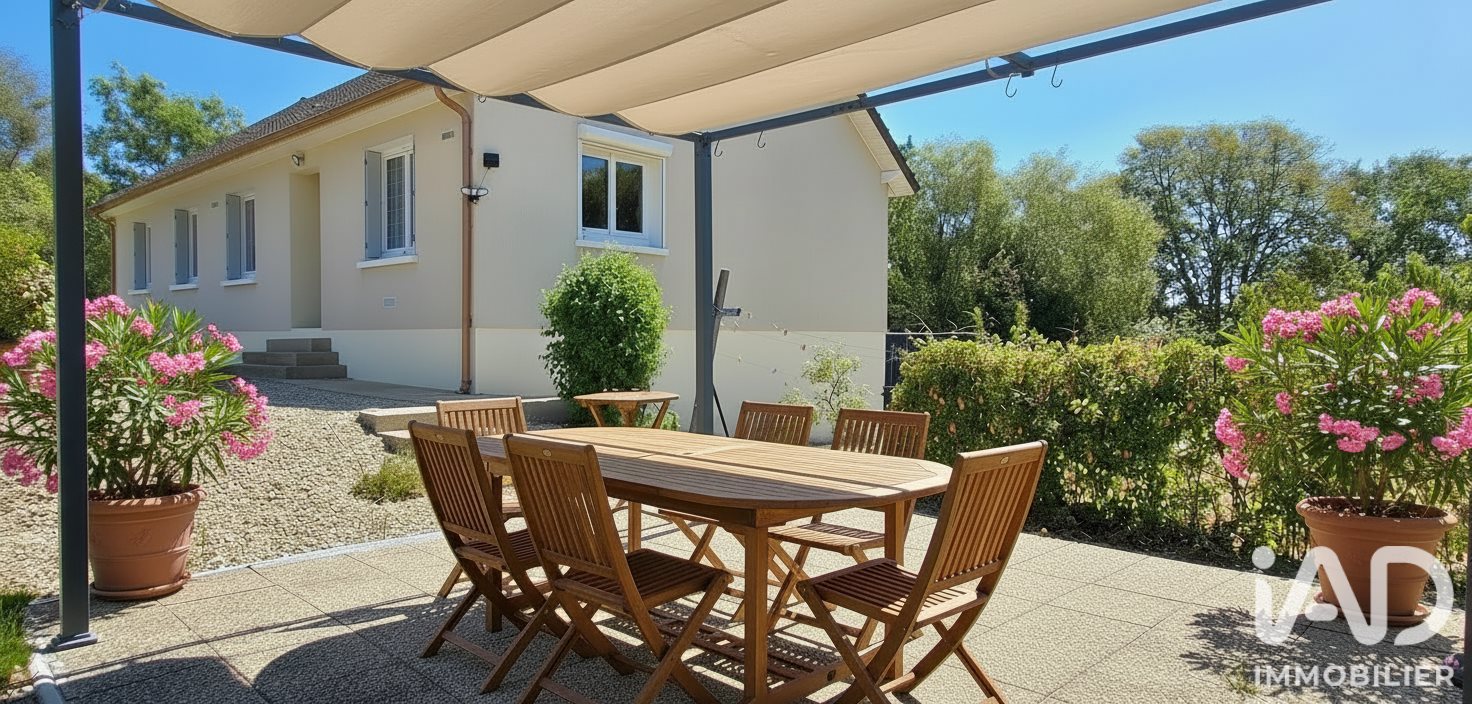 Maison à vendre, 109m², Saint-Amand-Montrond