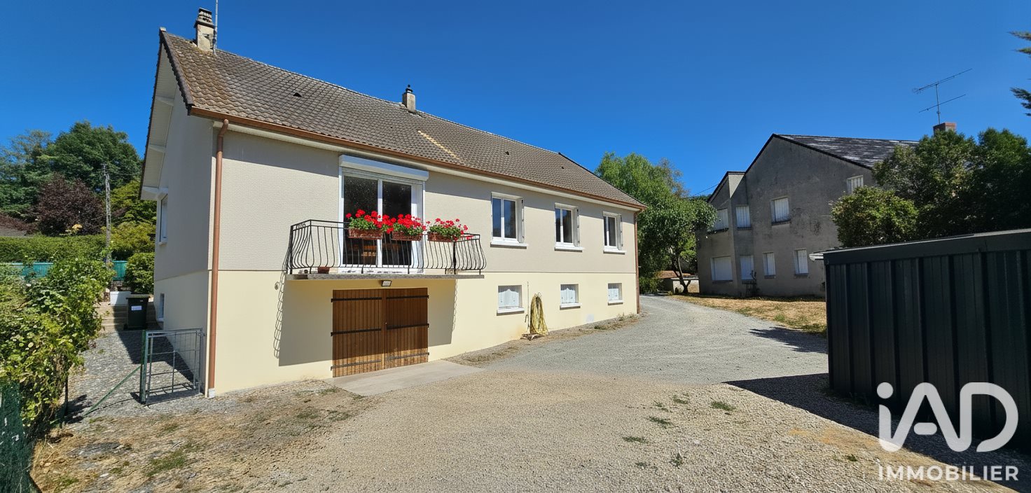 Maison à vendre, 109m², Saint-Amand-Montrond