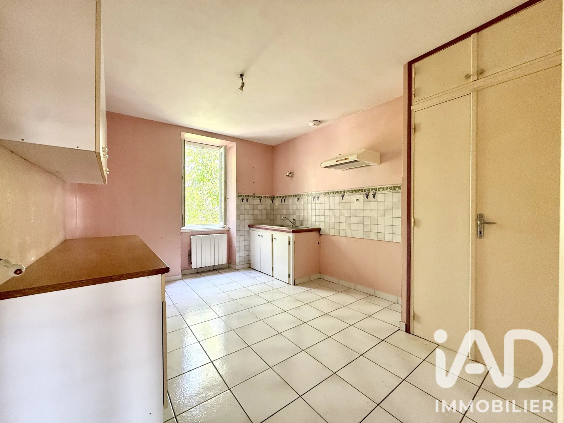 Maison à vendre, 111m², Tanus