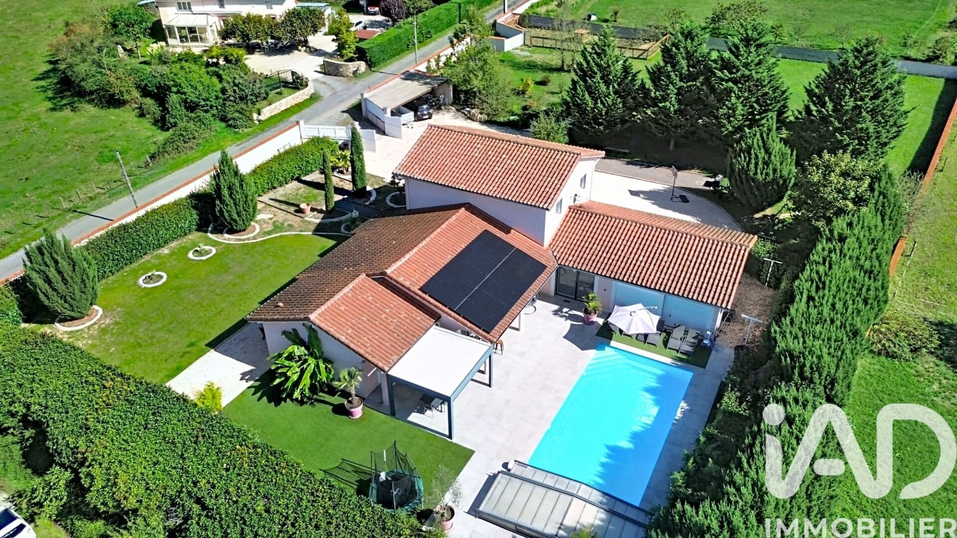 Maison à vendre, 236m², Feurs