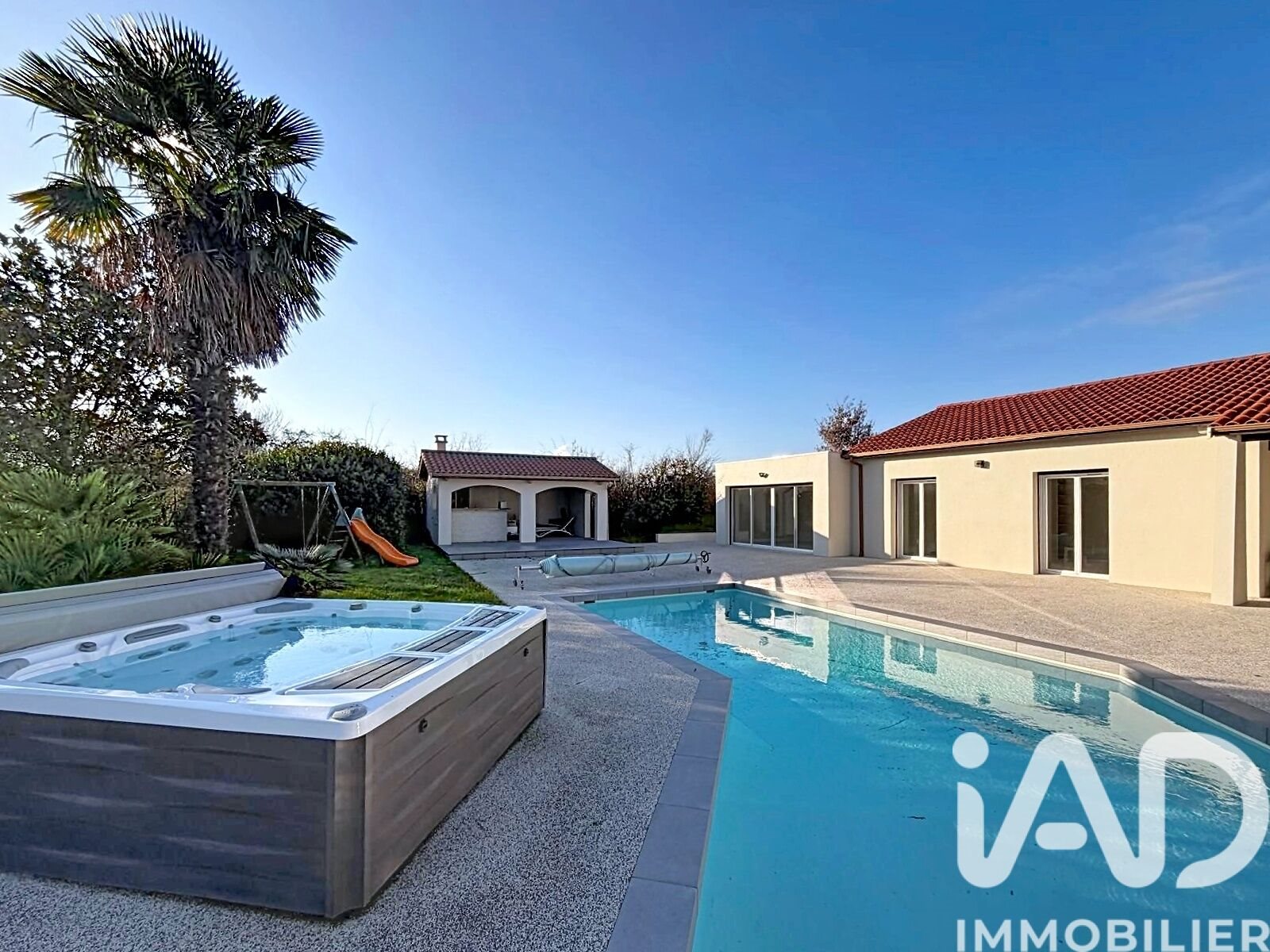 Maison à vendre, 248m², Dommartin