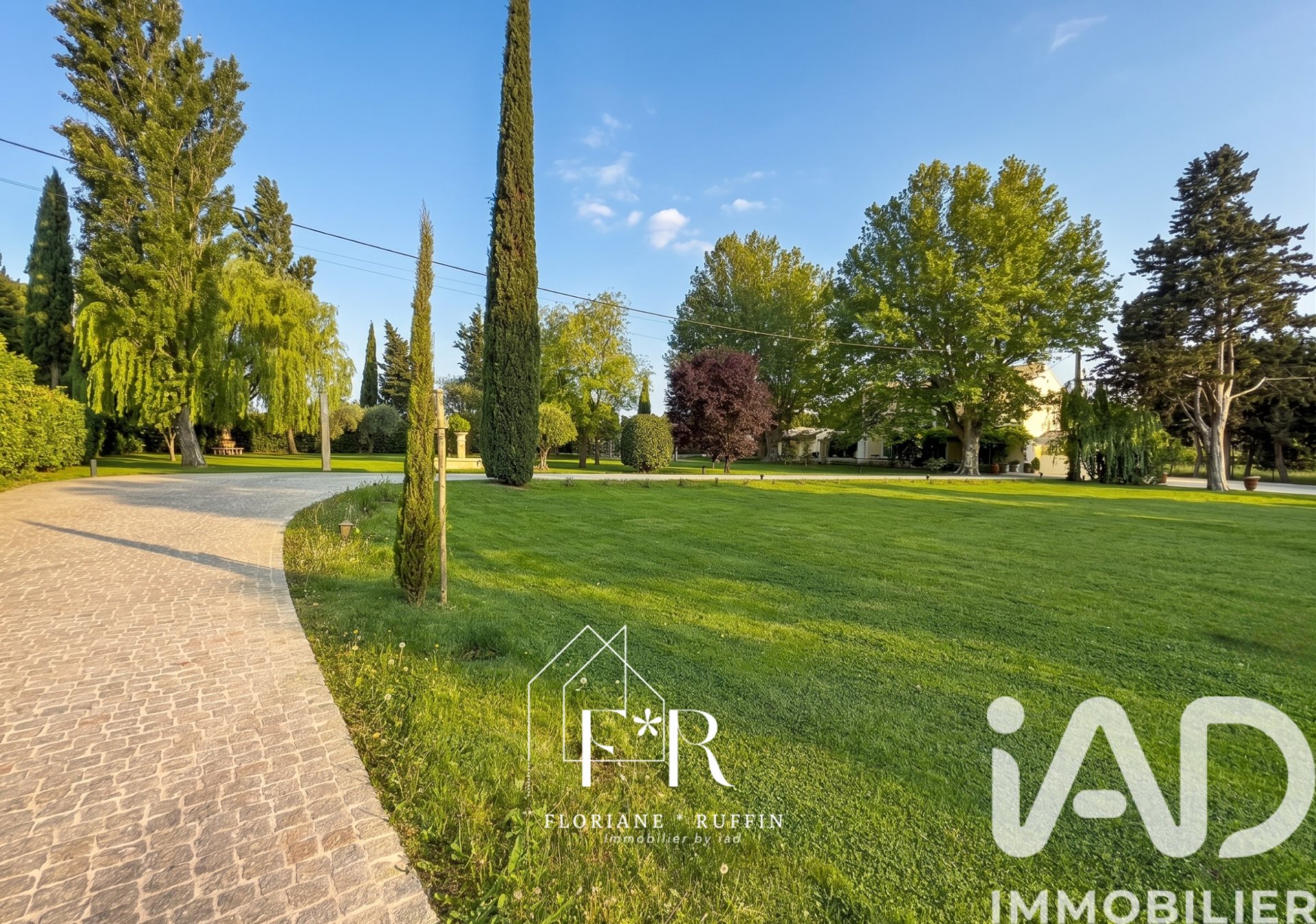 Maison à vendre, 303m², Pernes-les-Fontaines