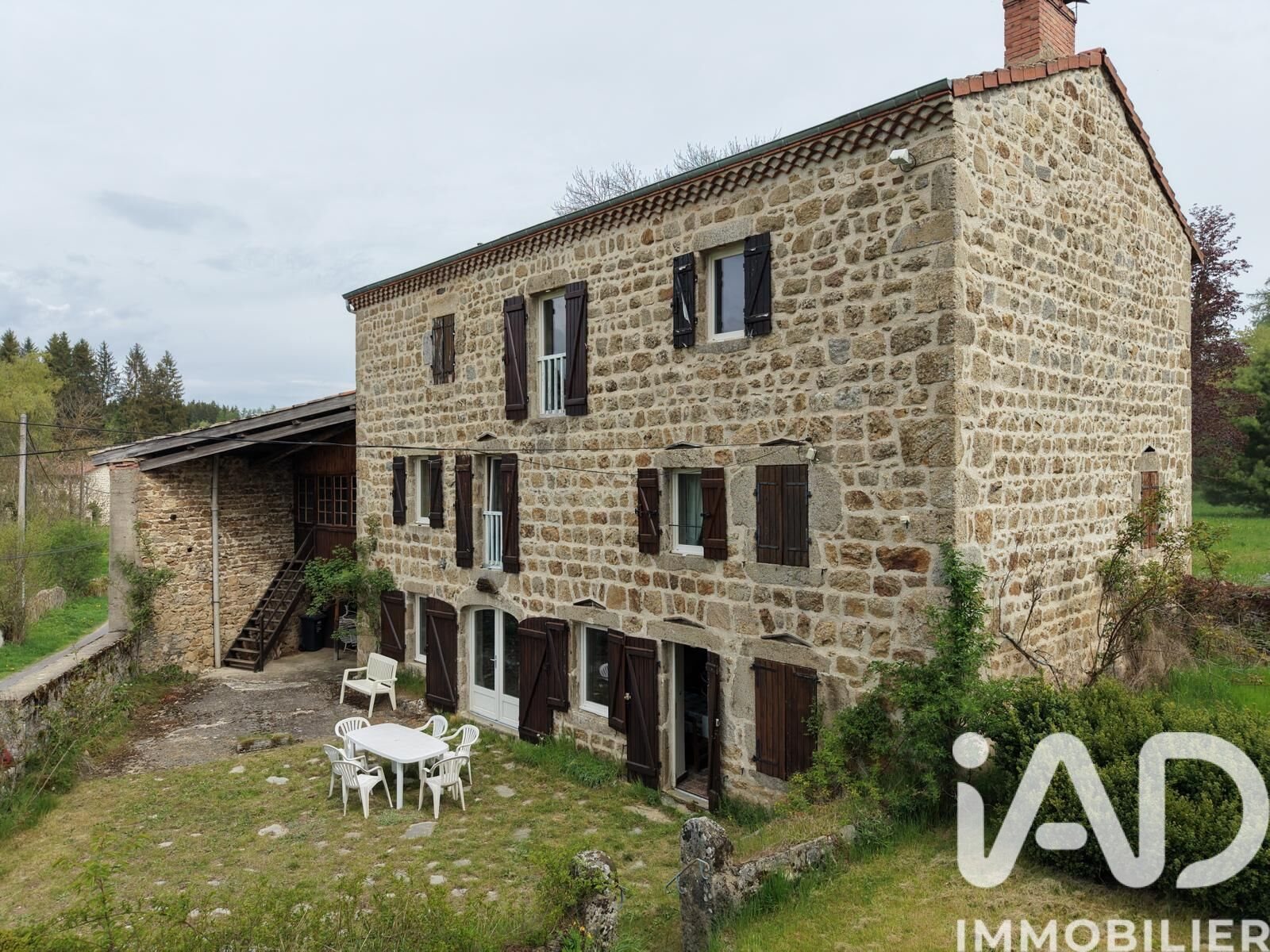 Maison à vendre, 235m², Usson-en-Forez