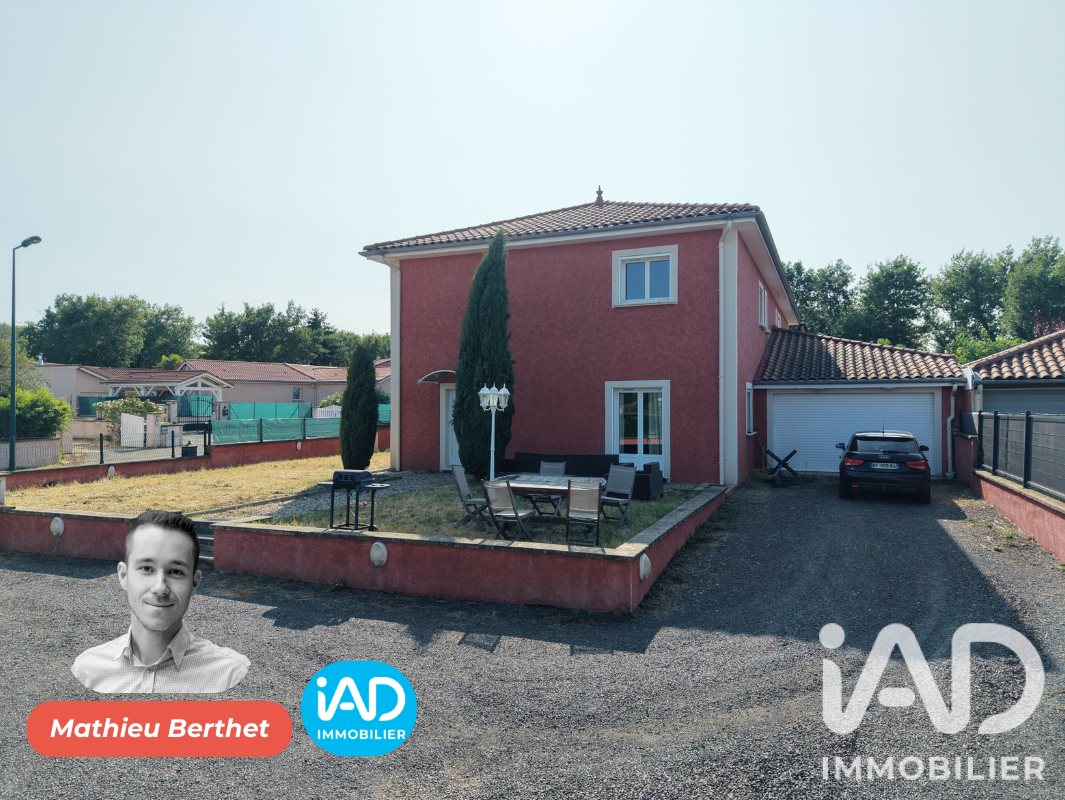 Maison à vendre, 160m², Saint-Marcellin-en-Forez
