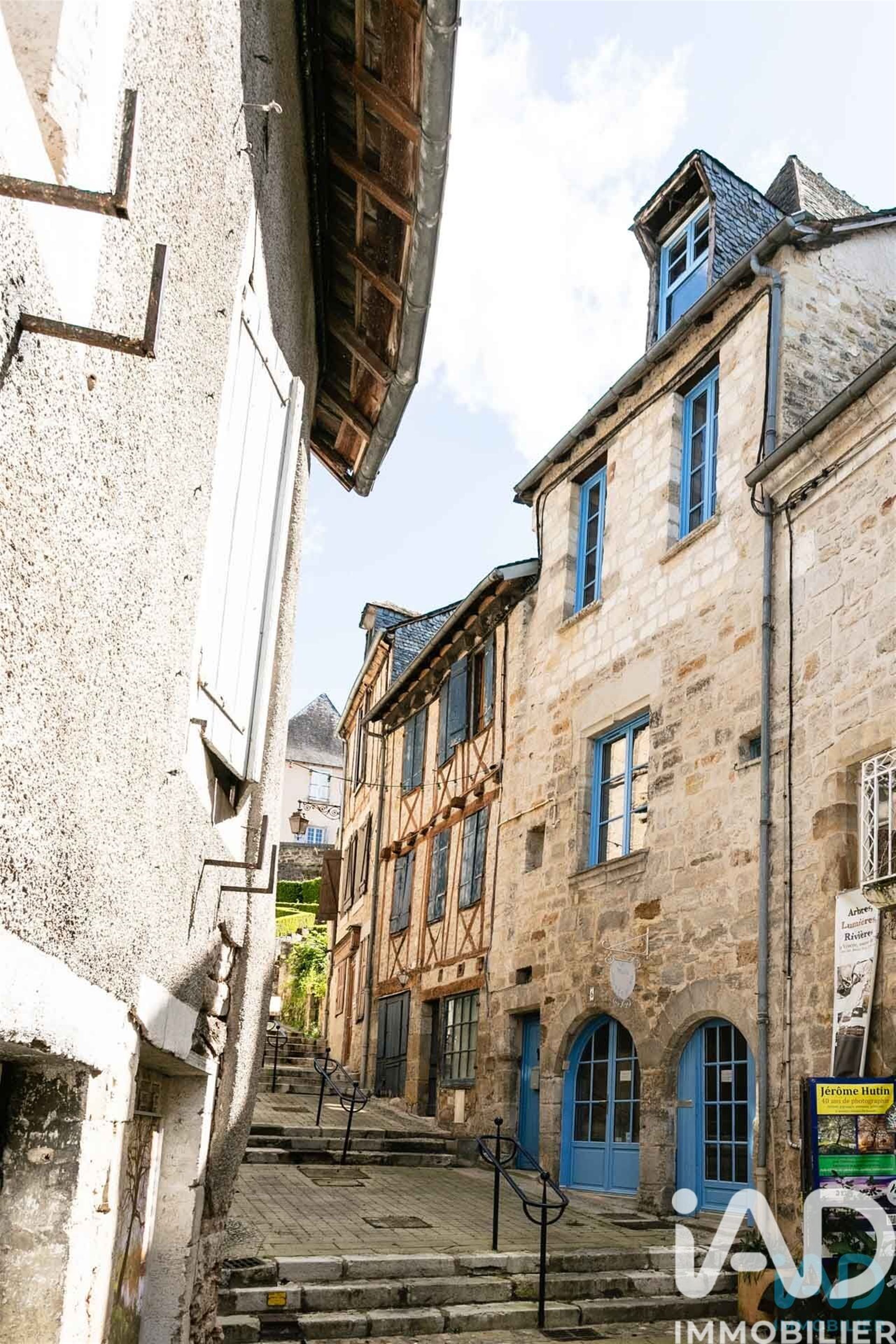 Maison à vendre, 157m², Terrasson-Lavilledieu