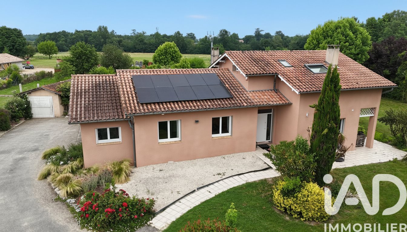 Maison à vendre, 131m², Saint-Etienne-de-Tulmont