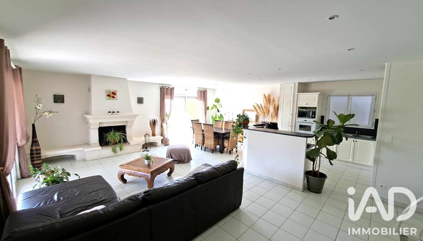 Maison à vendre, 109m², La Ville-Dieu-du-Temple