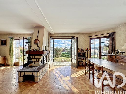 Advert pic 0