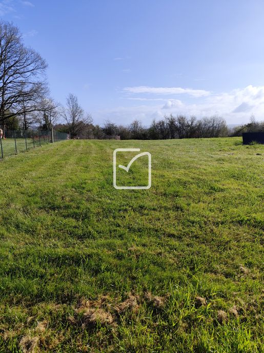Terrain 1106 m² · à Brive-la-Gaillarde · 52 900 €