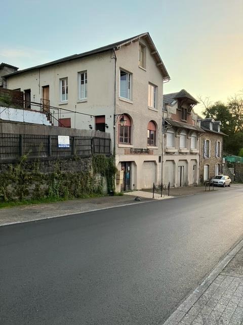 Maison à vendre, 330m², Uzerche