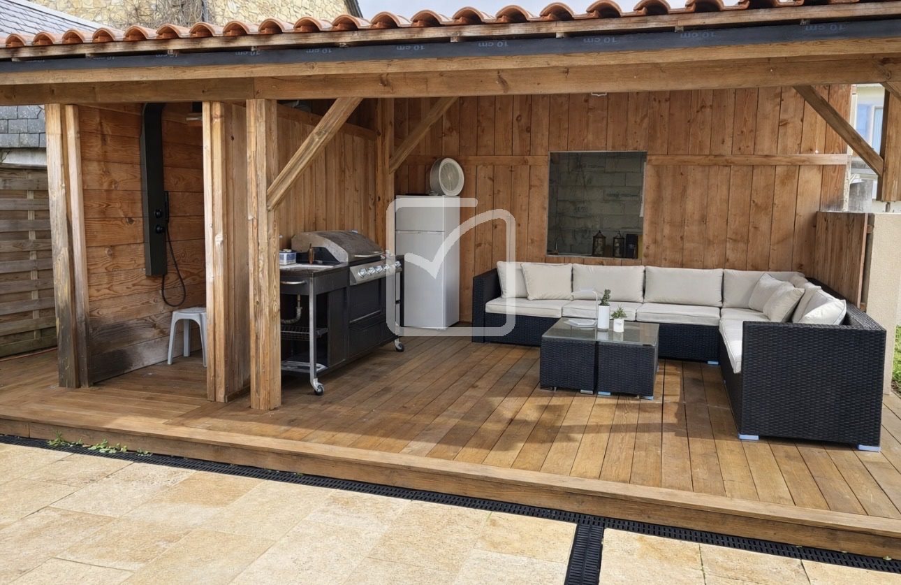 Maison à vendre, 157m², Terrasson-Lavilledieu