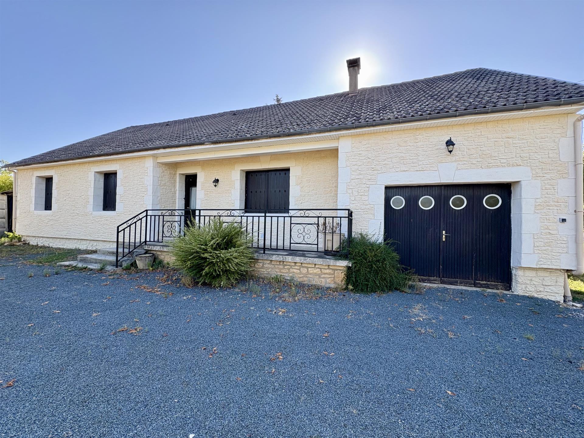 Maison à vendre, 115m², Terrasson-Lavilledieu