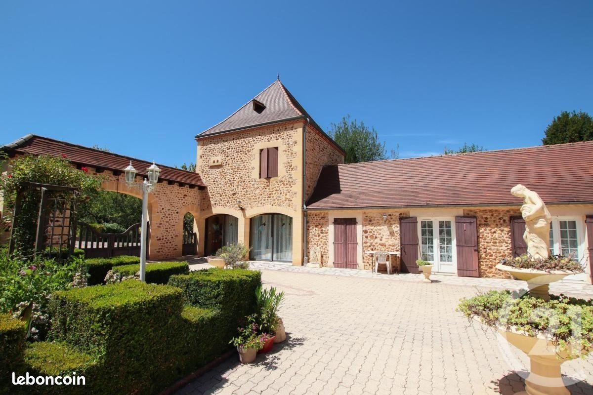 Maison à vendre, 183m², Lacropte