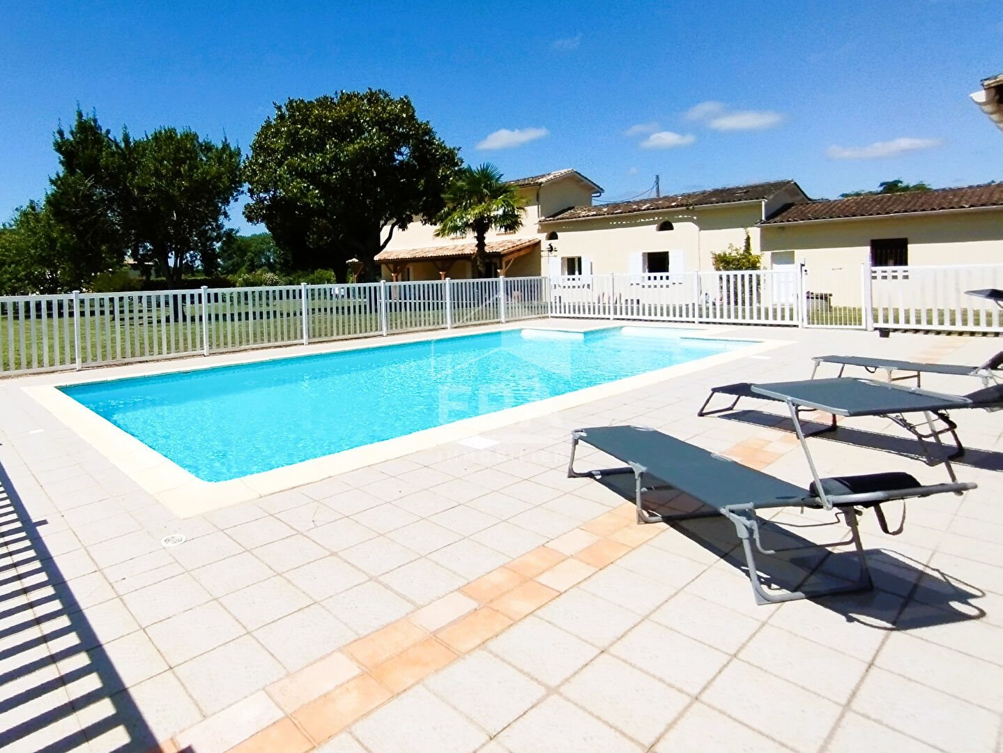 Maison à vendre, 165m², Pineuilh