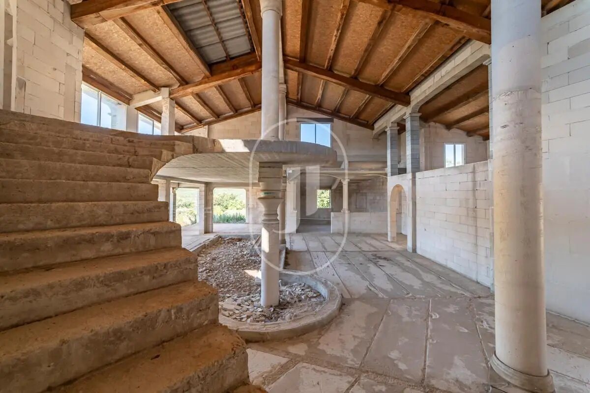 Maison à vendre, 646m², Saint-Martin-de-Valgalgues