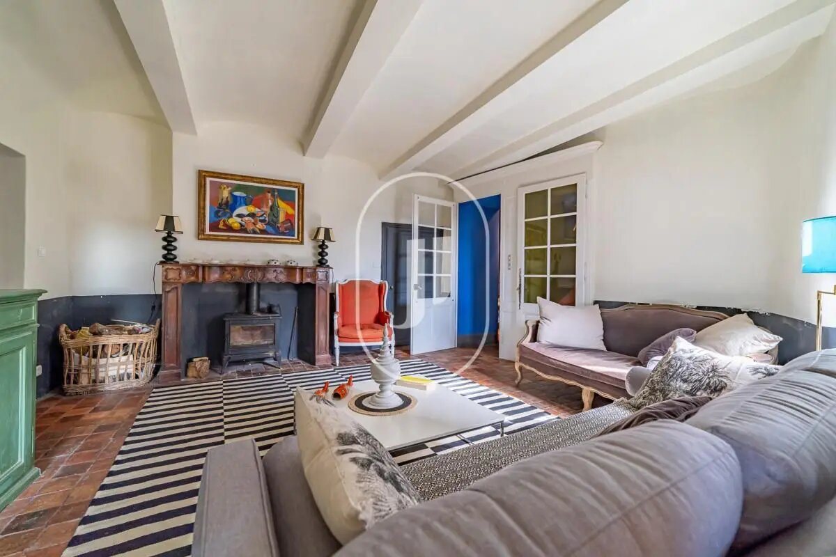 Maison à vendre, 224m², Fons-sur-Lussan