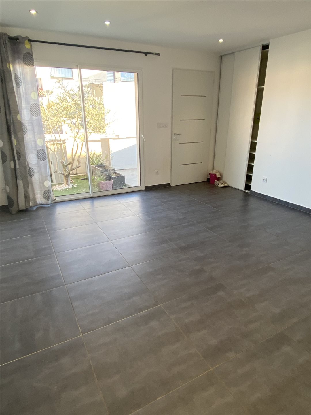 Maison à louer, 65m², Pia