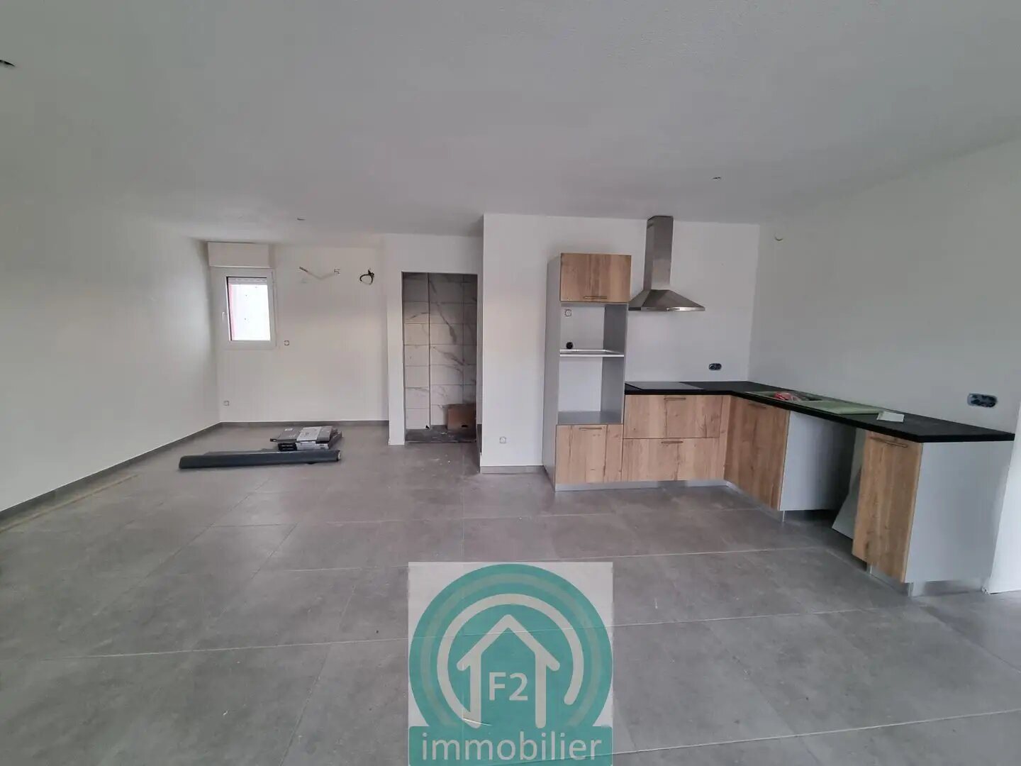Appartement à louer, 100m², Aléria