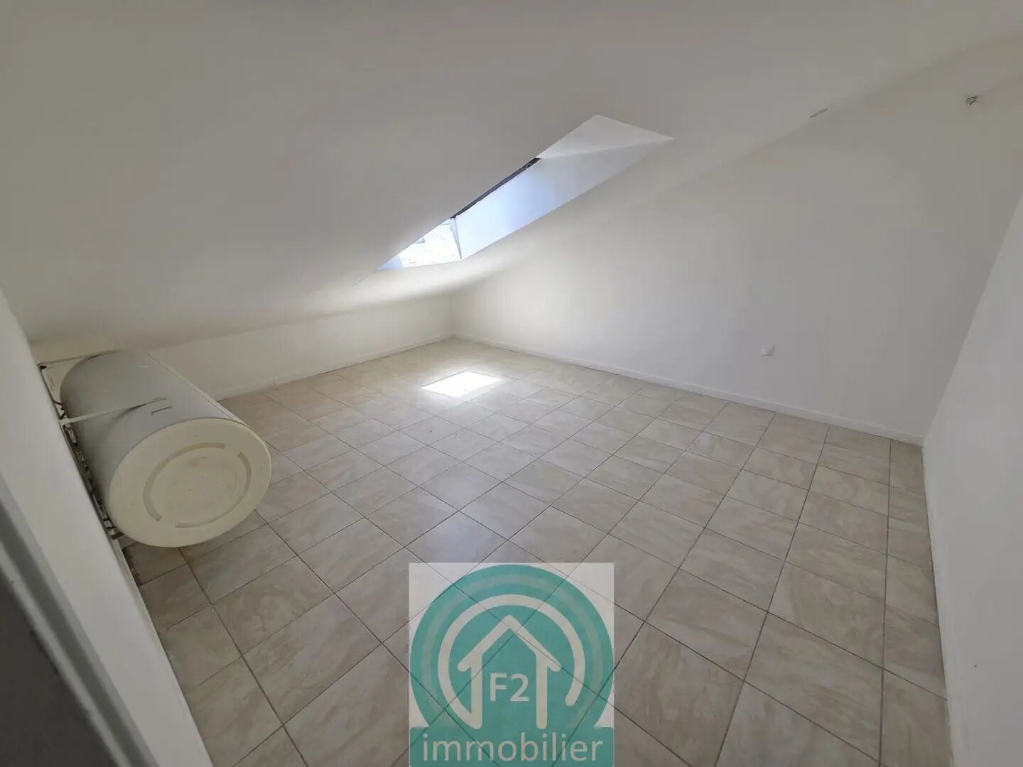 Appartement à louer, 89m², Aléria