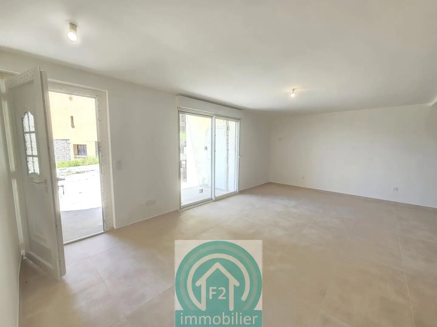 Appartement à louer, 78m², Aléria