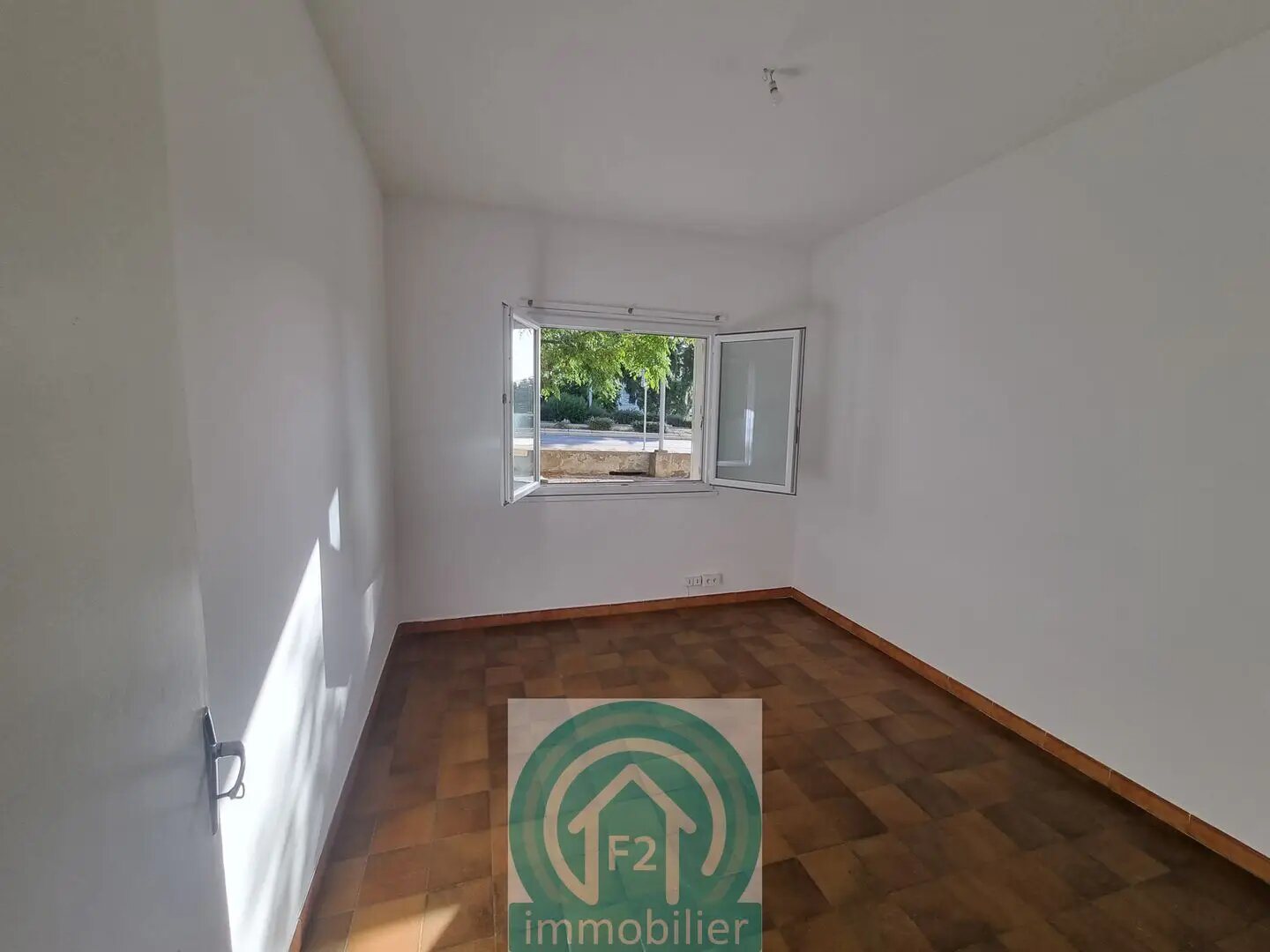 Appartement à louer, 78m², Aléria