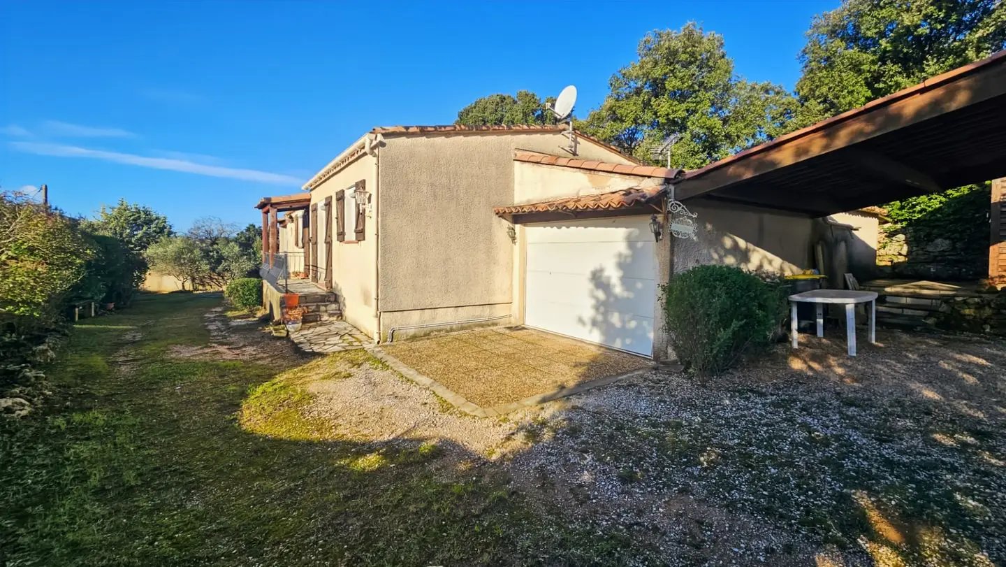 Maison à vendre, 106m², Sainte-Anastasie-sur-Issole