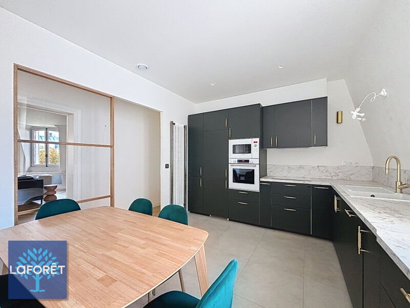 Appartement à louer, 143m², Levallois-Perret