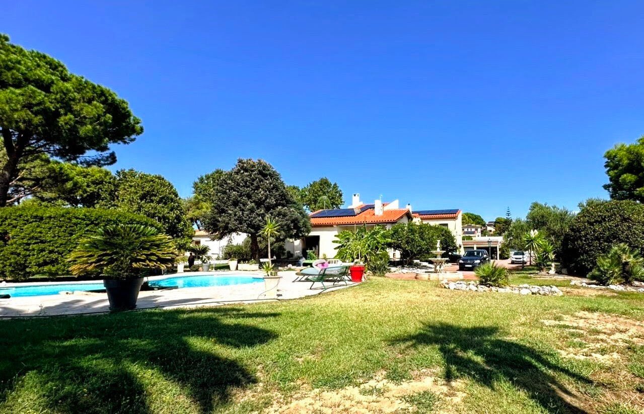 Maison à vendre, 250m², Saint-Estève