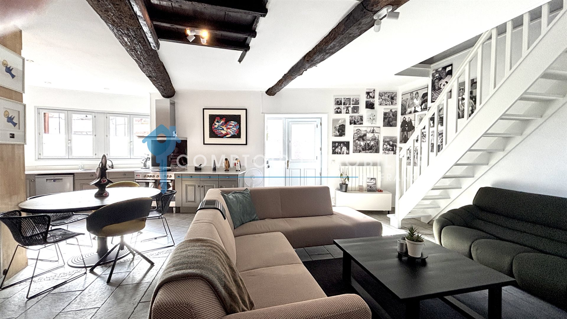 Maison à vendre, 180m², Montferrat