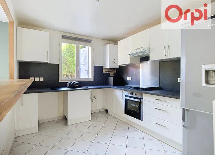 Maison à louer, 89m², Lésigny