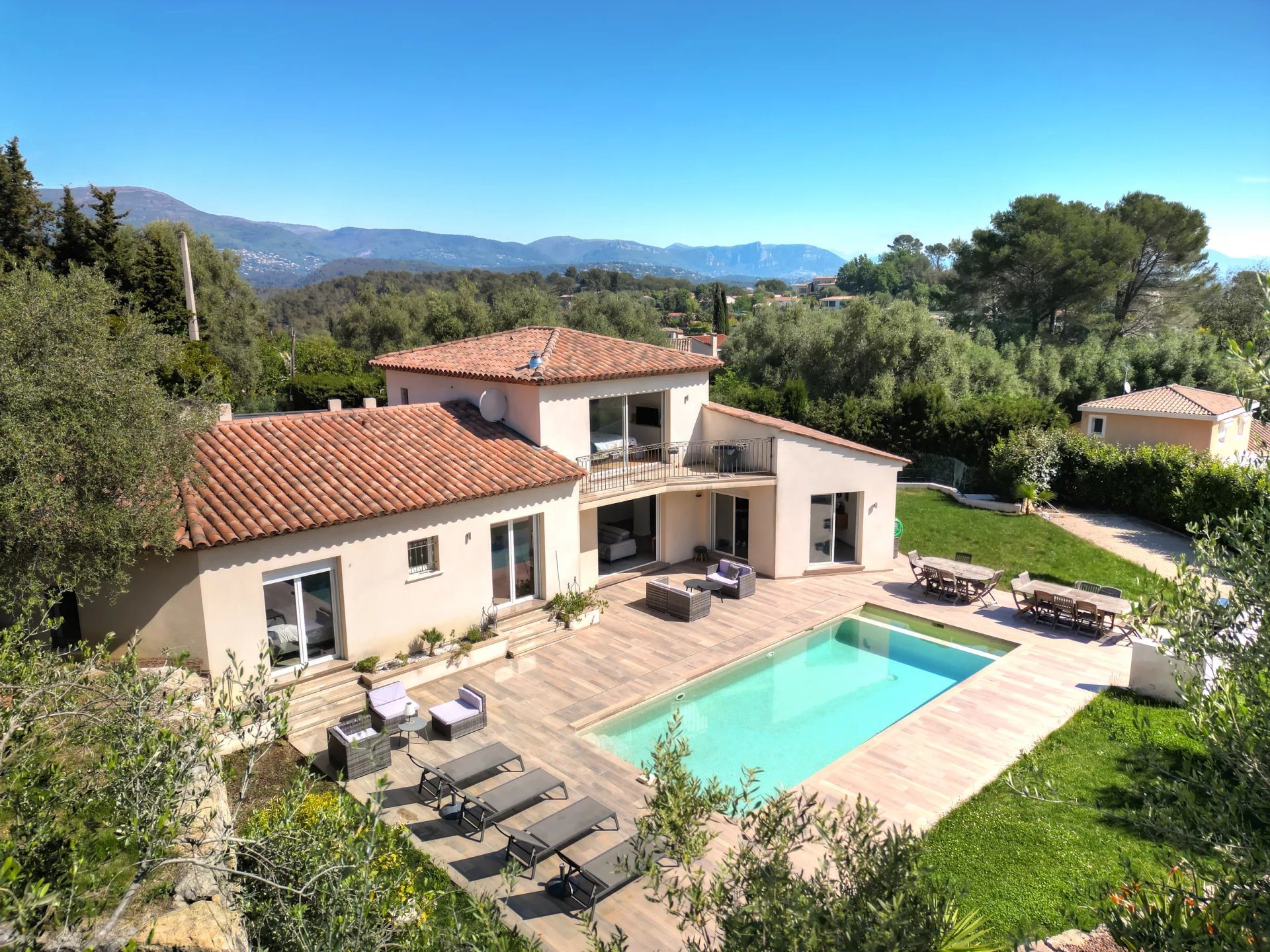 Maison à vendre, 168m², Roquefort-les-Pins