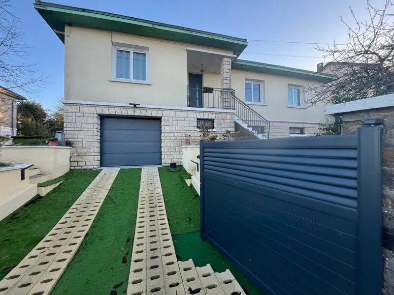 Maison à vendre, 124m², Thiviers