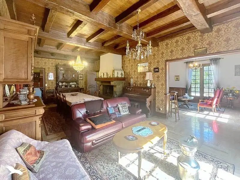 Maison à vendre, 252m², Thiviers