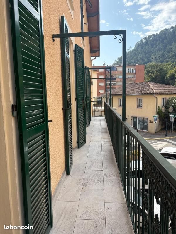 Appartement à louer, 49m², L'Escarène