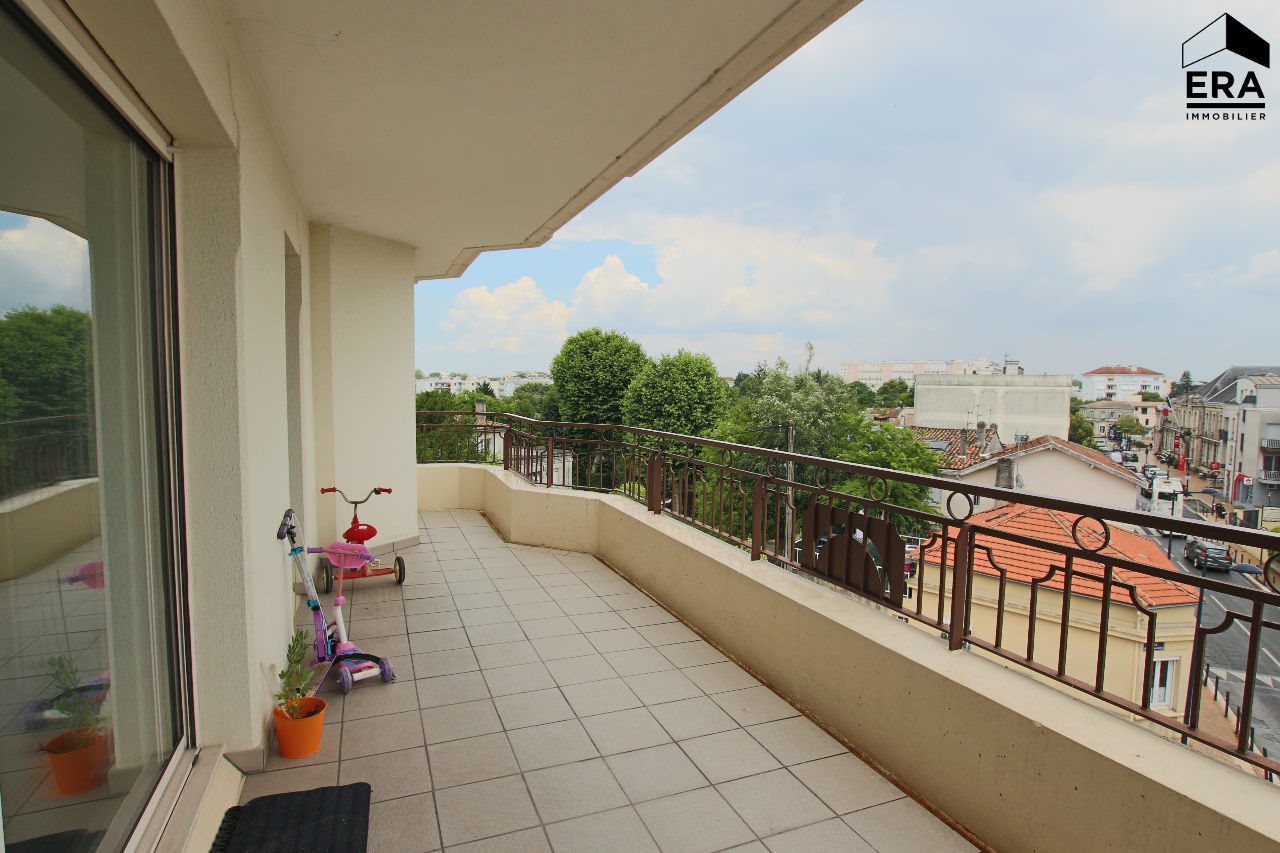 Appartement à louer, 85m², Bordeaux