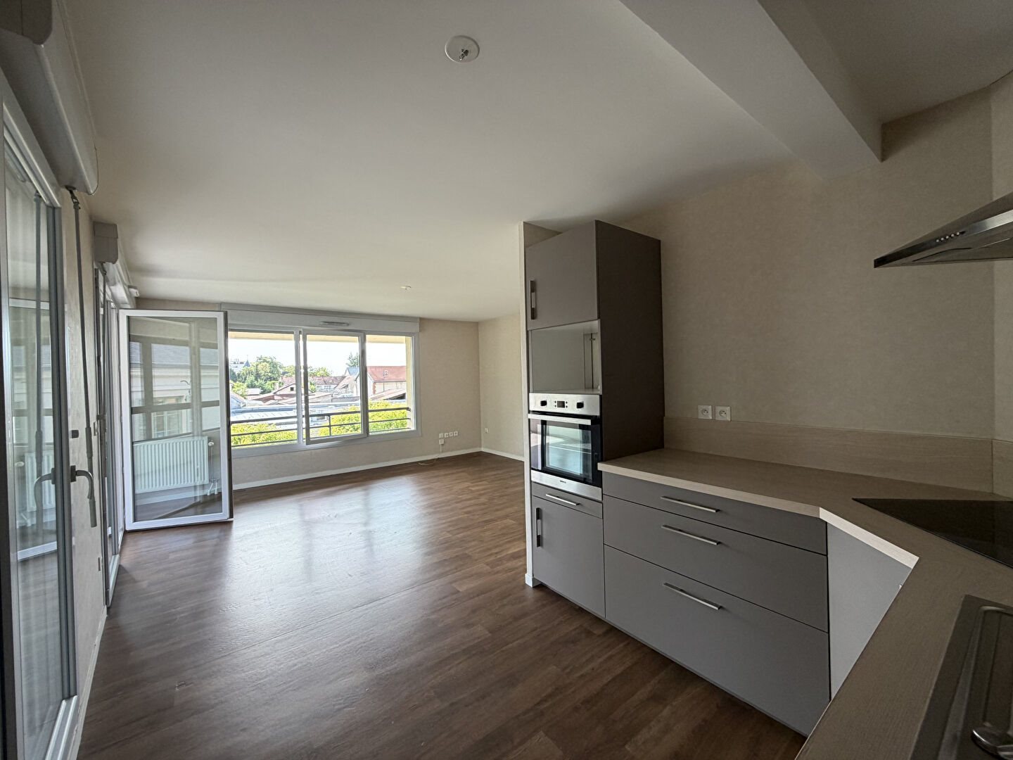 Appartement à louer, 74m², Cormontreuil
